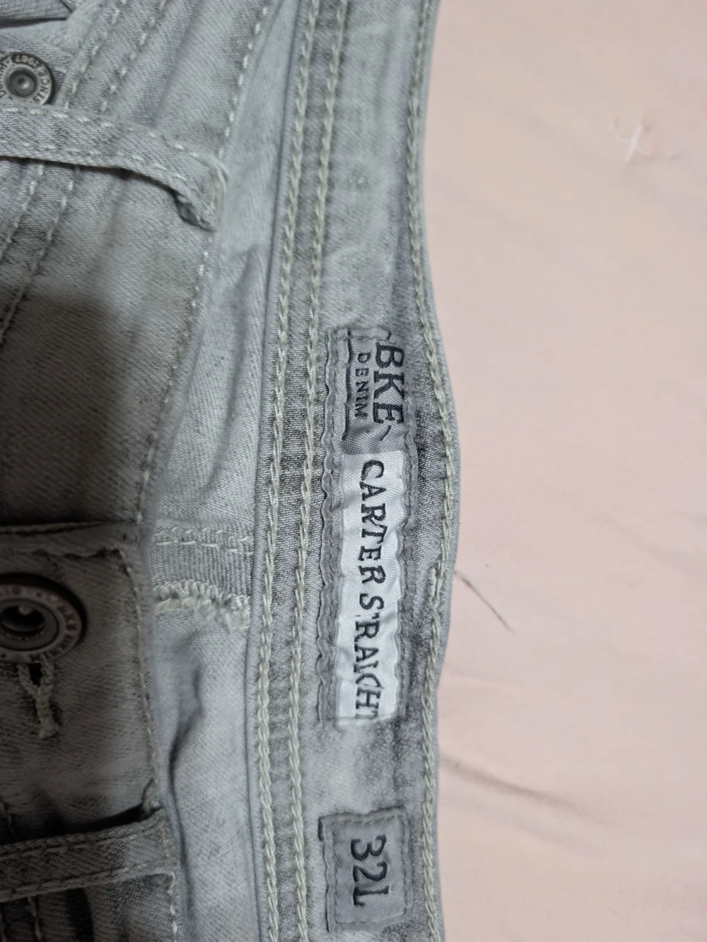 BKE Men's Light Gray Straight Jeans
